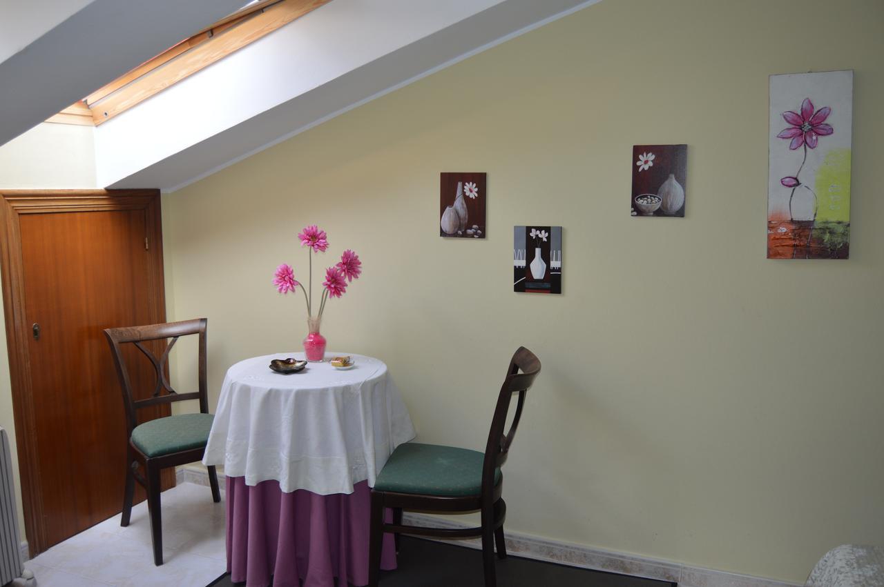 Hotel Neptuno Villaviciosa  Exterior photo